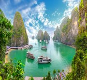Explore Ha Long Bay – Hanoi – Fly to Da Nang (B/BR)