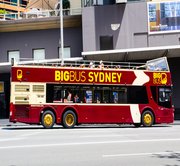 Sydney - Hop-On Hop-Off City Tour + 2-Attraction Pass & Sydney Opera House Guided Tour
